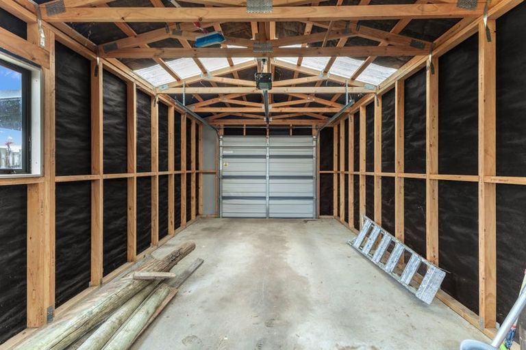 Photo of property in 5 Seafront Road, Castlecliff, Whanganui, 4501