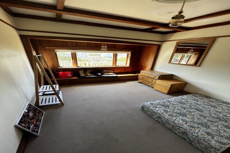 Photo of property in 66 Hankey Street, Mount Cook, Wellington, 6011