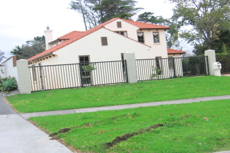 Photo of property in 52 Rame Road, Greenhithe, Auckland, 0632