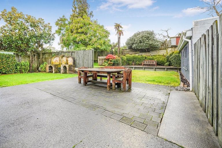 Photo of property in 21 Manapouri Place, Glenview, Hamilton, 3206