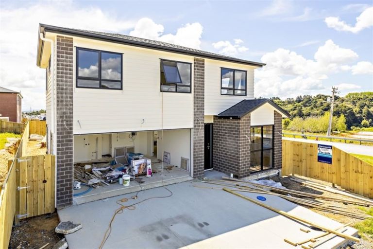 Photo of property in 3 Paripari Street, Flat Bush, Auckland, 2019
