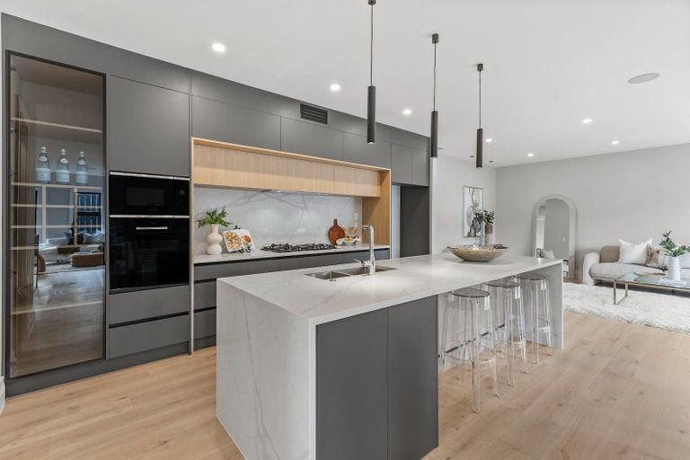 Photo of property in 7 Halcyon Bay Lane, Wainui, 0992