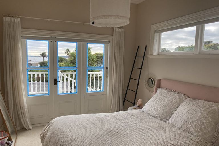 Photo of property in 7 Takarunga Road, Devonport, Auckland, 0624