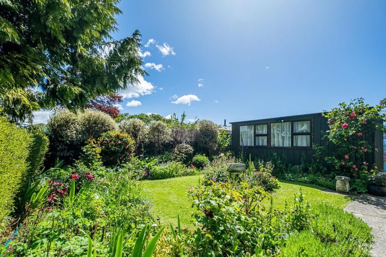 Photo of property in 4 Exeter Street, Waimate, 7924
