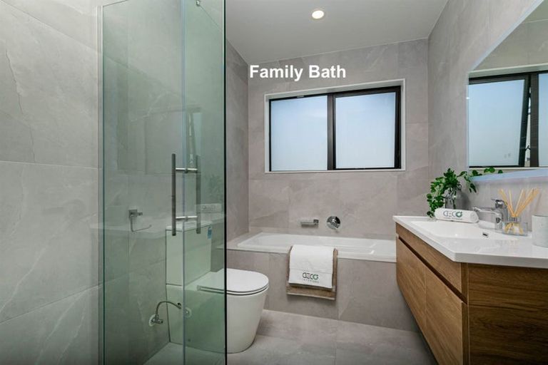 Photo of property in 19 Tautoru Avenue, Orewa, 0931