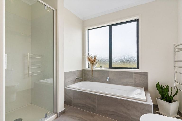 Photo of property in 12 Pense Place, Papamoa, 3118