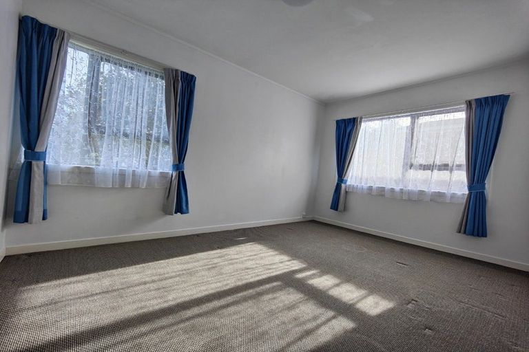 Photo of property in 6 Hoylake Place, Wattle Downs, Auckland, 2103