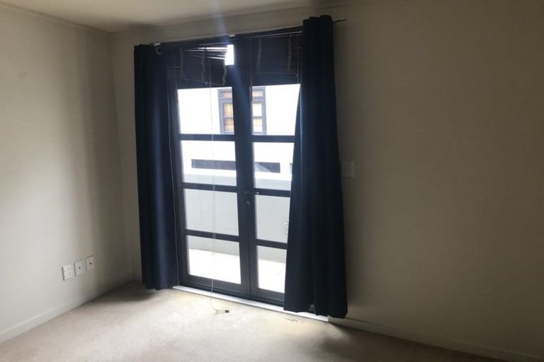 Photo of property in Mendosa Terraces Apartments, 13/9 Ebor Street, Te Aro, Wellington, 6011