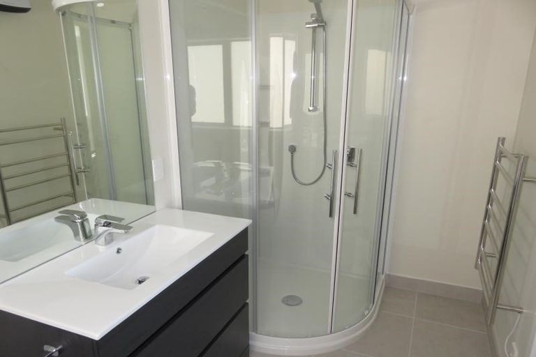 Photo of property in 18a Carluke Street, Paparangi, Wellington, 6037