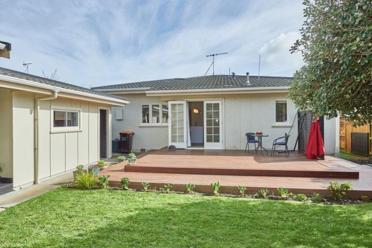 Photo of property in 34 Dahlia Street, Palmerston North, 4410
