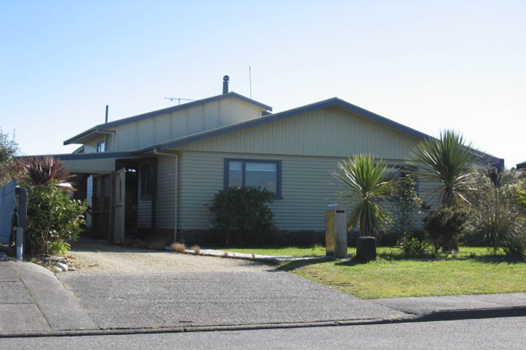 Photo of property in 211 Revell Street, Hokitika, 7810