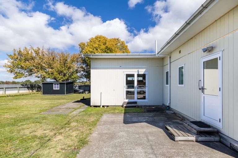 Photo of property in 223 Farndon Road, Clive, Hastings, 4172