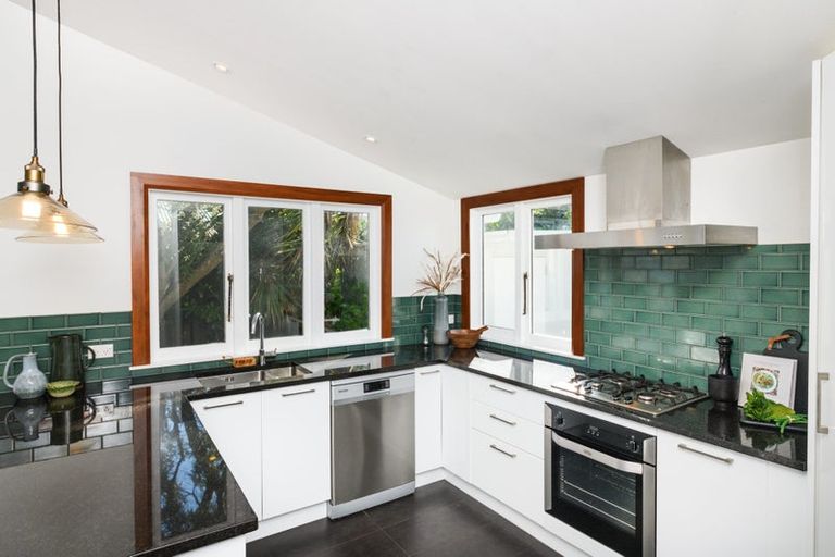 Photo of property in 17 Millar Street, Terrace End, Palmerston North, 4410