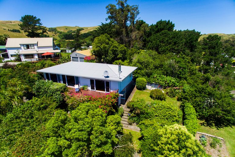 Photo of property in 35 Gaddums Hill Road, Outer Kaiti, Gisborne, 4010