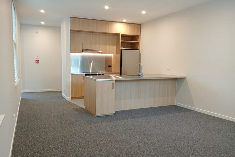 Photo of property in 1 Milne Terrace, Island Bay, Wellington, 6023