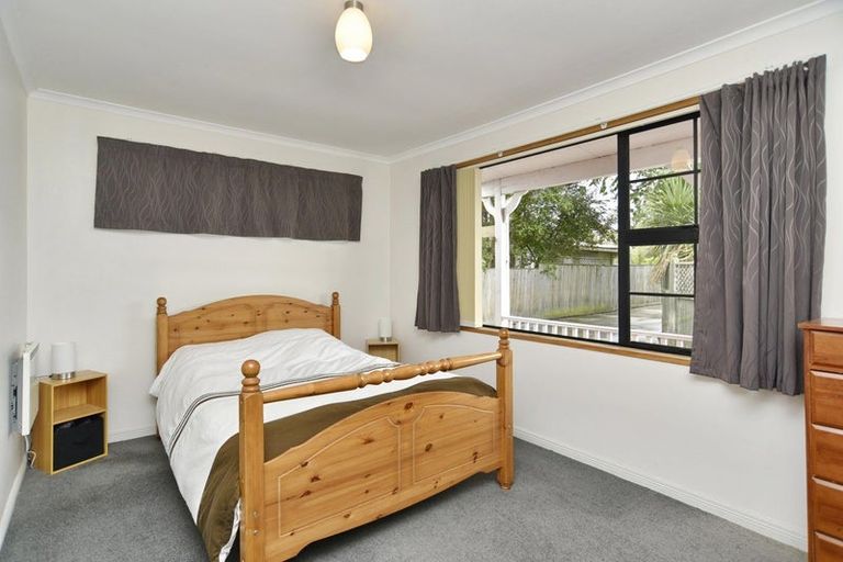 Photo of property in 43 Bush Street, Rangiora, 7400