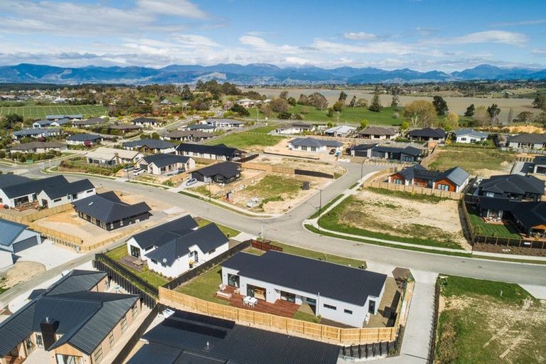 Photo of property in 62 Les Wakefield Road, Mapua, 7005