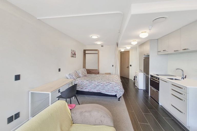 Photo of property in 107/3 Roxburgh Street, Mount Victoria, Wellington, 6011