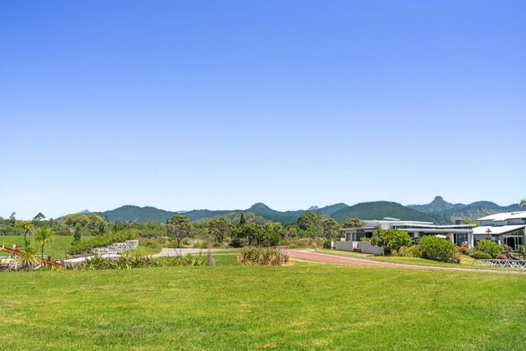 Photo of property in 104 Motu Hei, Pauanui, Hikuai, 3579