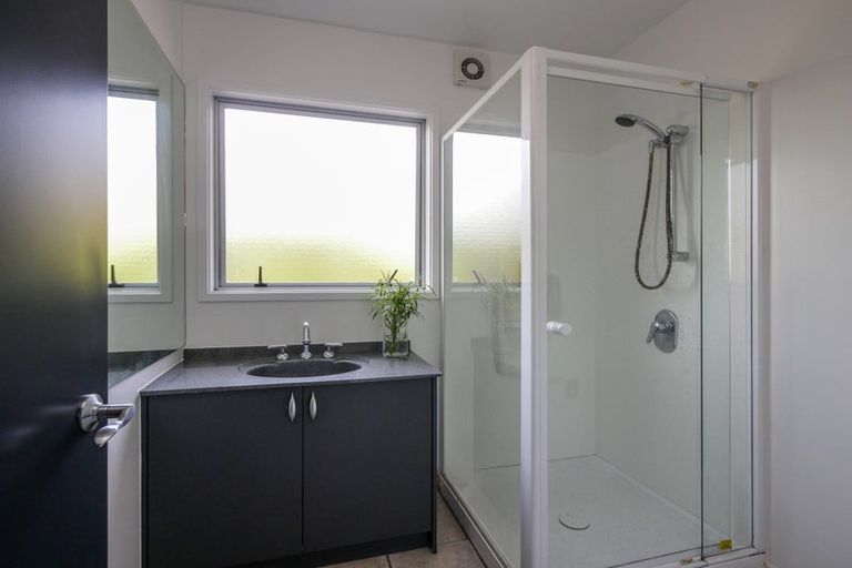 Photo of property in 8b Oakwood Place, Wanaka, 9305