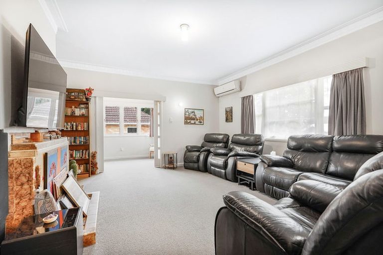 Photo of property in 15 Knighton Road, Hillcrest, Hamilton, 3216