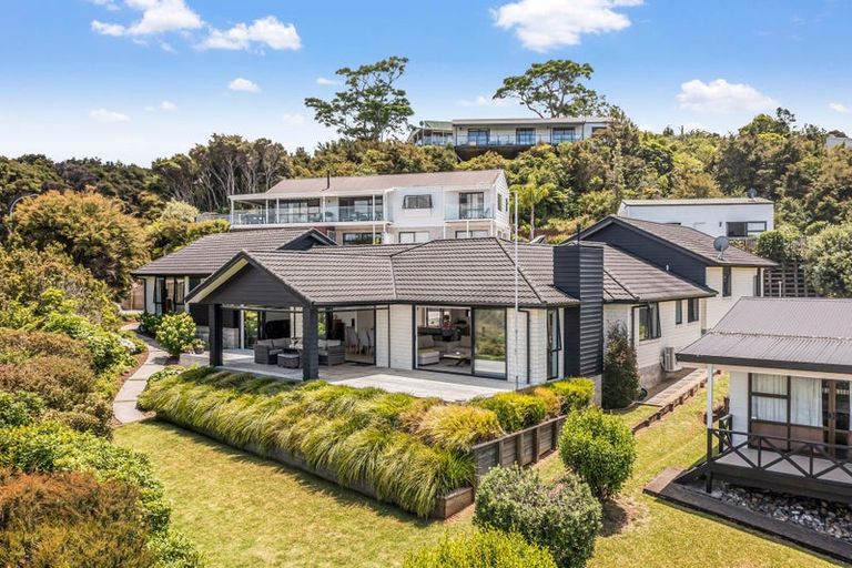 Photo of property in 53 Centennial Drive, Whitianga, 3510