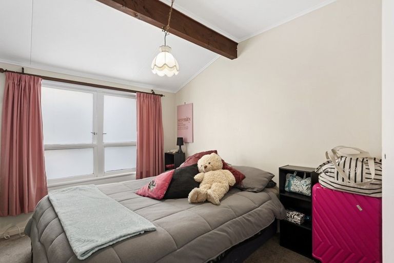 Photo of property in 13 Matthews Road, Wainuiomata, Lower Hutt, 5014