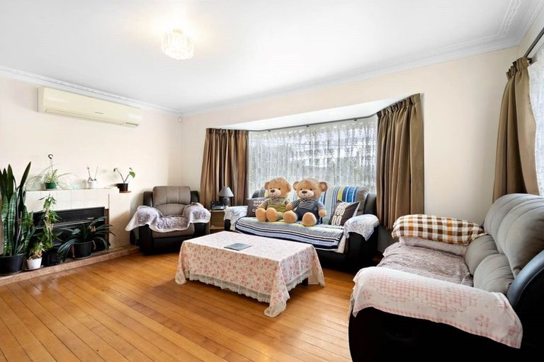 Photo of property in 26 Rosier Road, Glen Eden, Auckland, 0602