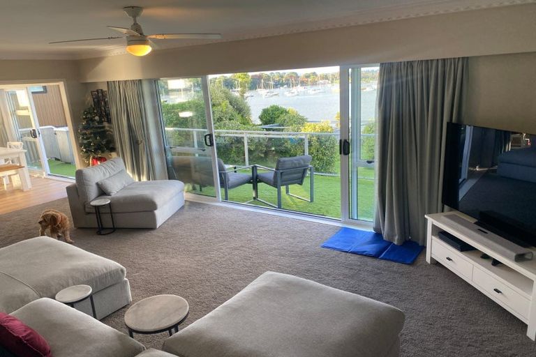 Photo of property in 11 Riverlea Avenue, Pakuranga, Auckland, 2010