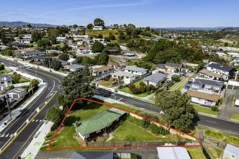 Photo of property in 2 Windsor Road, Bellevue, Tauranga, 3110