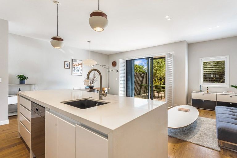 Photo of property in 98 Buckley Avenue, Hobsonville, Auckland, 0616