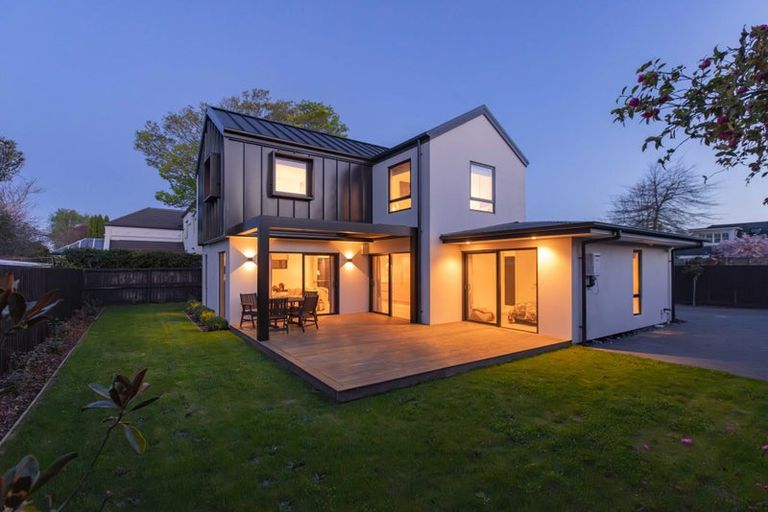 Photo of property in 4/146 Straven Road, Fendalton, Christchurch, 8014