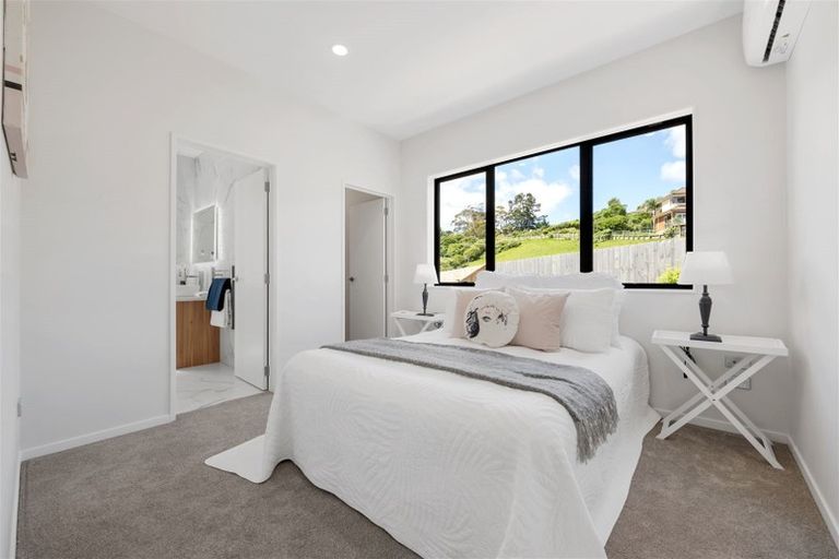 Photo of property in 9 Rakiraki Place, Flat Bush, Auckland, 2019