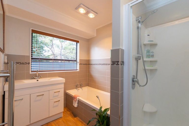 Photo of property in 9 Delta Place, Milson, Palmerston North, 4414