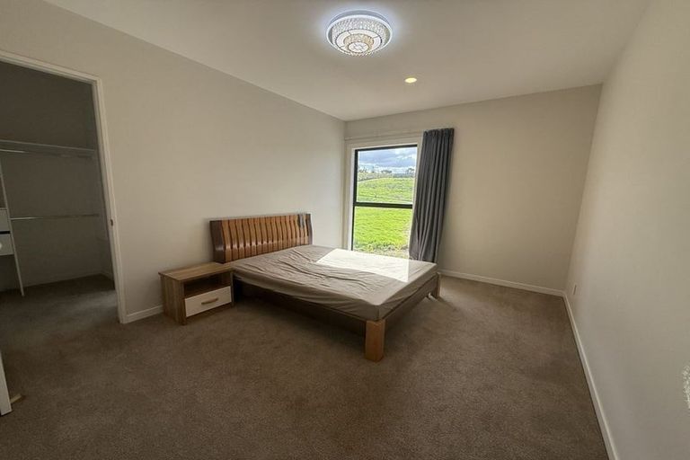 Photo of property in 80a Vaughans Road, Long Bay, Albany, 0792