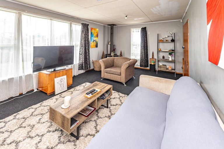 Photo of property in 34 Ruapehu Street, Castlecliff, Whanganui, 4501