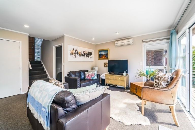 Photo of property in 684b Whangaparaoa Road, Stanmore Bay, Whangaparaoa, 0932