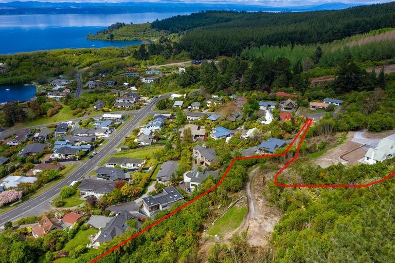 Photo of property in 22 Brunette Drive, Acacia Bay, Taupo, 3330