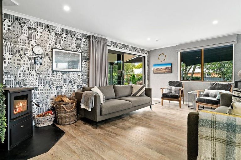 Photo of property in 6 Marsh Place, Cromwell, 9310