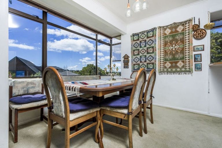 Photo of property in 708 East Coast Road, Pinehill, Auckland, 0632