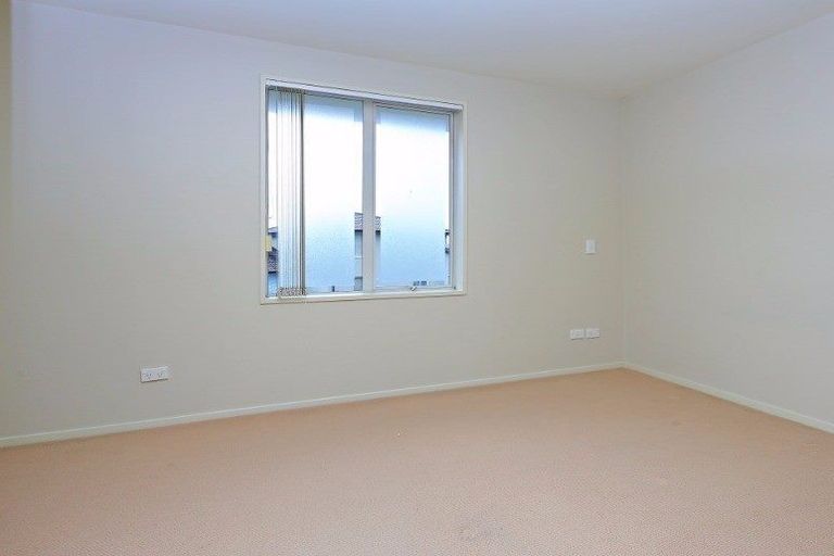 Photo of property in 48 Haven Drive, East Tamaki, Auckland, 2013