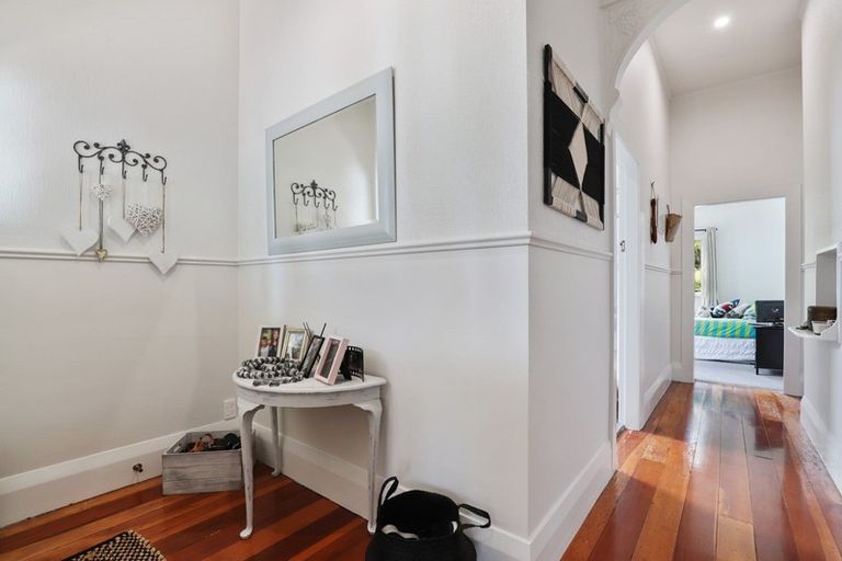 Photo of property in 218 River Road, Claudelands, Hamilton, 3214