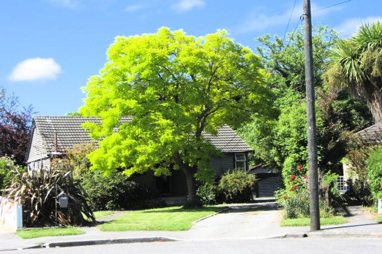 Photo of property in 24 Kitchener Place, Opawa, Christchurch, 8023