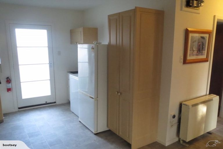 Photo of property in 2/34 Brougham Street, Addington, Christchurch, 8024