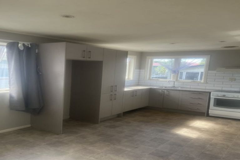 Photo of property in 136 Weymouth Road, Manurewa, Auckland, 2102