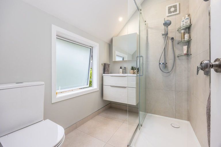 Photo of property in 1/27 Lagoon Drive, Panmure, Auckland, 1072