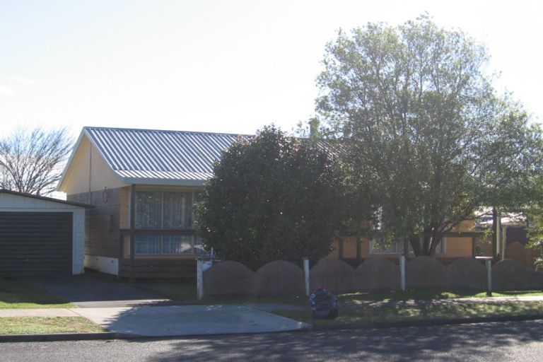 Photo of property in 14 Blomfield Street, Nawton, Hamilton, 3200