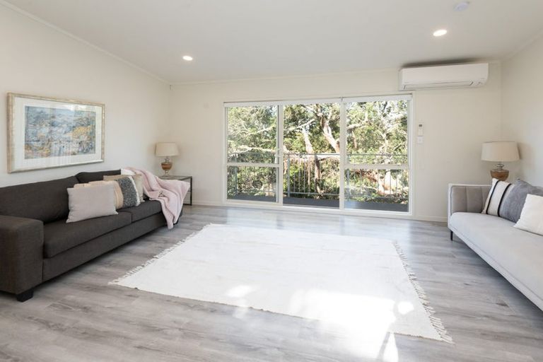 Photo of property in 23k Hendry Avenue, Hillsborough, Auckland, 1042