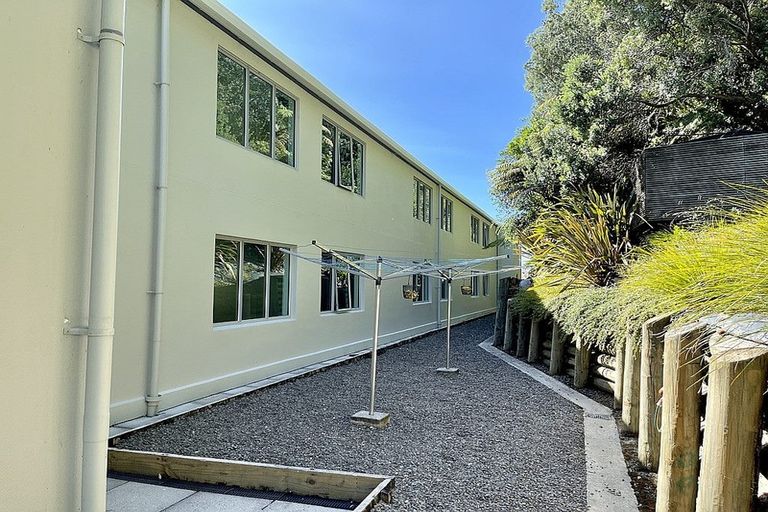 Photo of property in Horizon Apartments, 2/232 Pohutukawa Avenue, Ohope, 3121