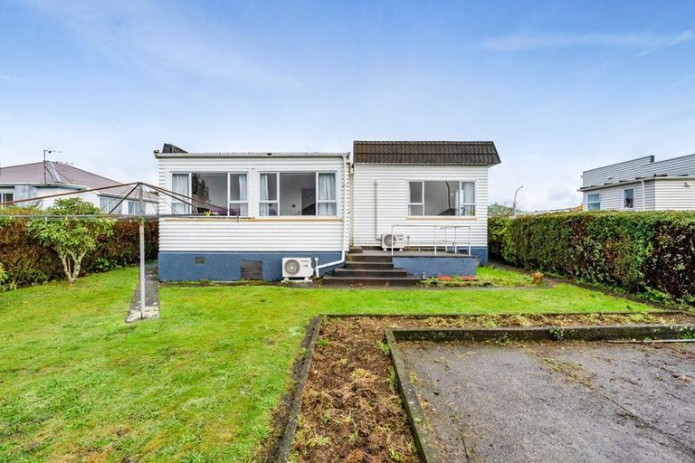 Photo of property in 16 Achilles Street, Stratford, 4332